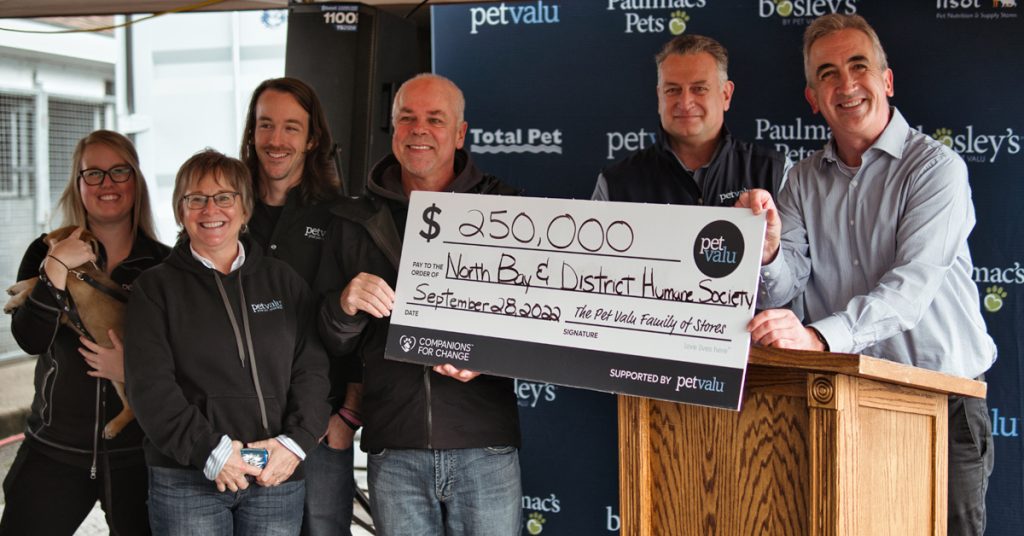 Franchise Canada - Jan/Feb 2023 - Giving Back (feature image)